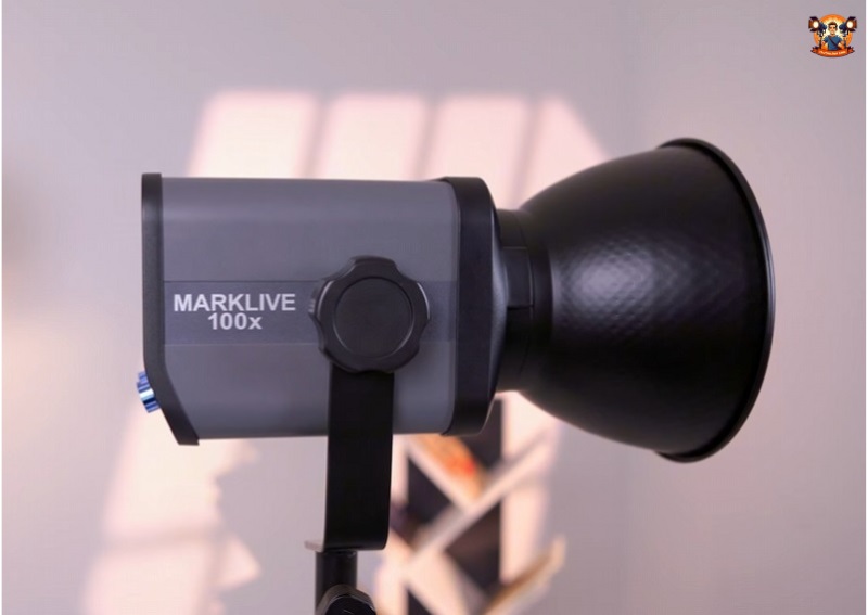 Tại sao đèn Marklive là "vũ khí bí mật" của các Livestreamer?