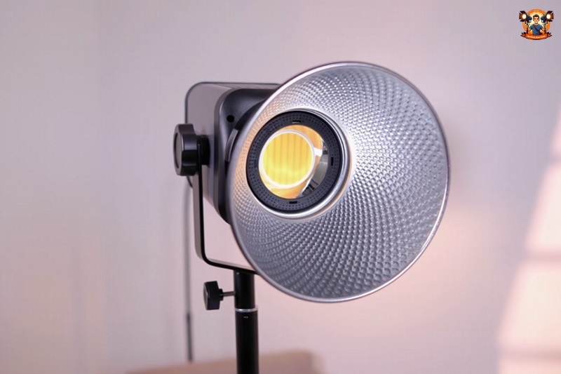 Ứng dụng đèn Livestream Marklive