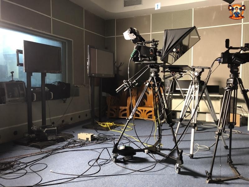 Cách set up âm thanh ánh sáng phòng livestream
