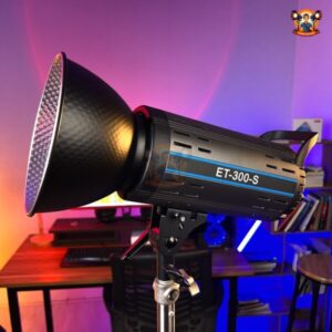 So sánh đèn ET300s và Marklive 100x chi tiết