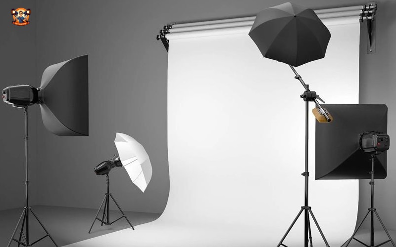 Các loại đèn trong studio​ phổ biến hiện nay