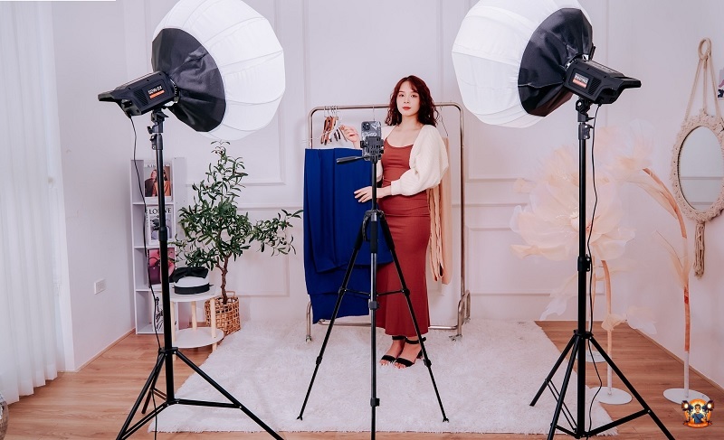 Cây livestream có đèn là gì  Thiết bị hỗ trợ livestream tiện lợi và hiệu quả